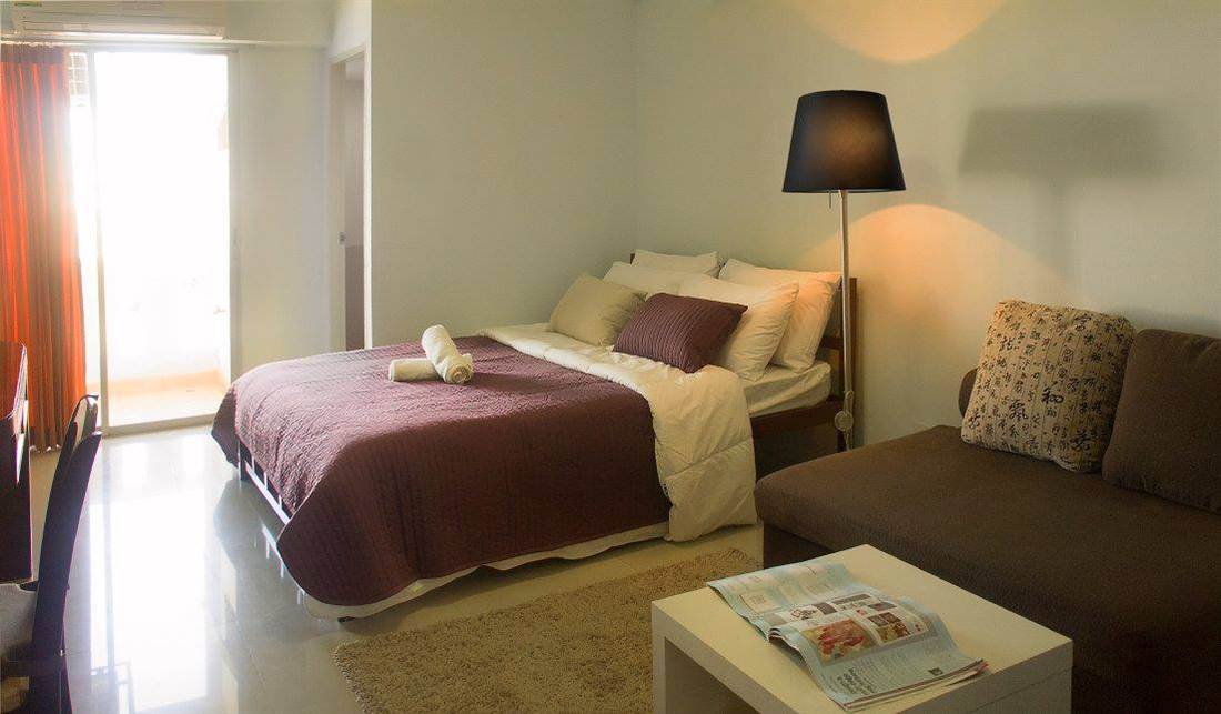 Standard Room สำหรับพักรายเดือน 28-34 ตร.ม. พร้อมระเบียง